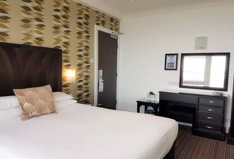 اتاق استاندارد با بالکن و چشم‌انداز دریا, Cumberland Hotel   Oceana Collection