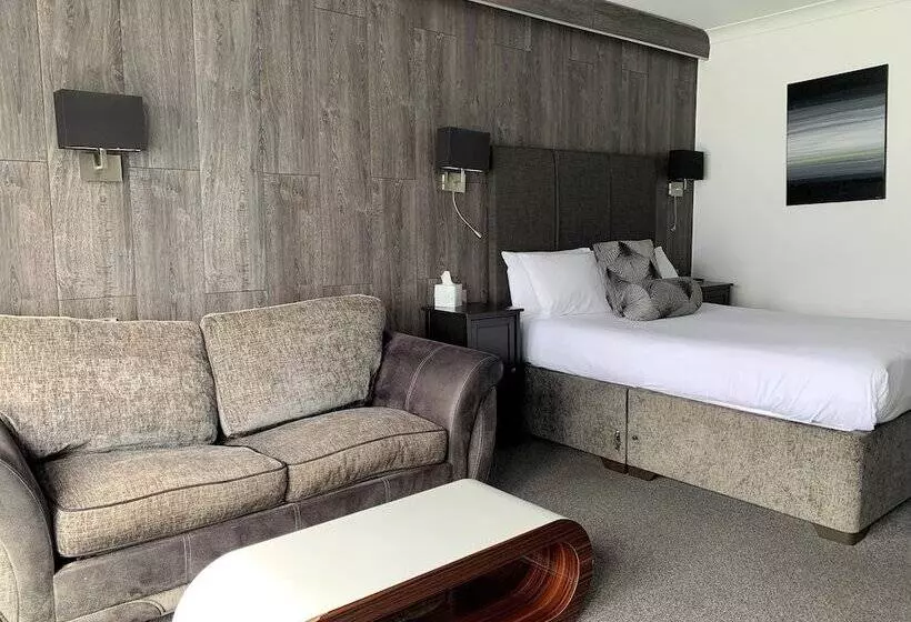 اتاق خانوادگی با چشم‌انداز دریا, Cumberland Hotel   Oceana Collection