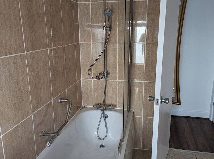 Номер Superior Вид на Море с Балконом, Cumberland Hotel Oceana Collection