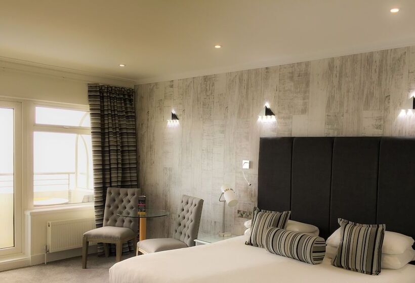 Номер Superior Вид на Море с Балконом, Cumberland Hotel Oceana Collection