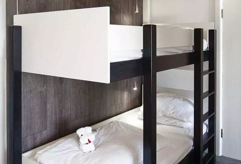 اتاق خانوادگی با چشم‌انداز دریا, Cumberland Hotel   Oceana Collection