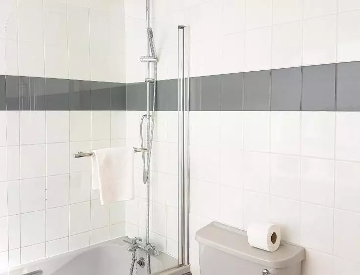 اتاق استاندارد با تخت بزرگ, Cumberland Hotel   Oceana Collection