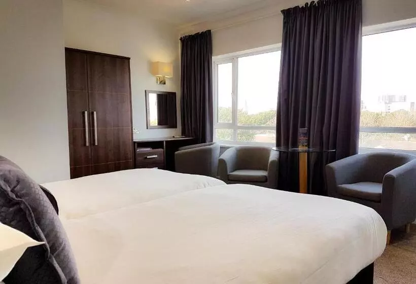 اتاق استاندارد با تخت بزرگ, Cumberland Hotel   Oceana Collection