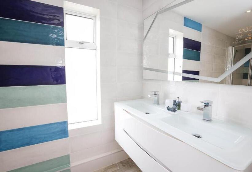 Люкс Вид на Море, Cumberland Hotel Oceana Collection