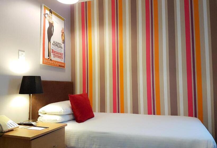اتاق عادی یک تخته, Cumberland Hotel   Oceana Collection