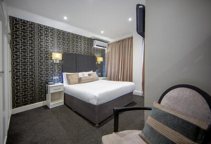 Семейный Номер, Cumberland Hotel Oceana Collection