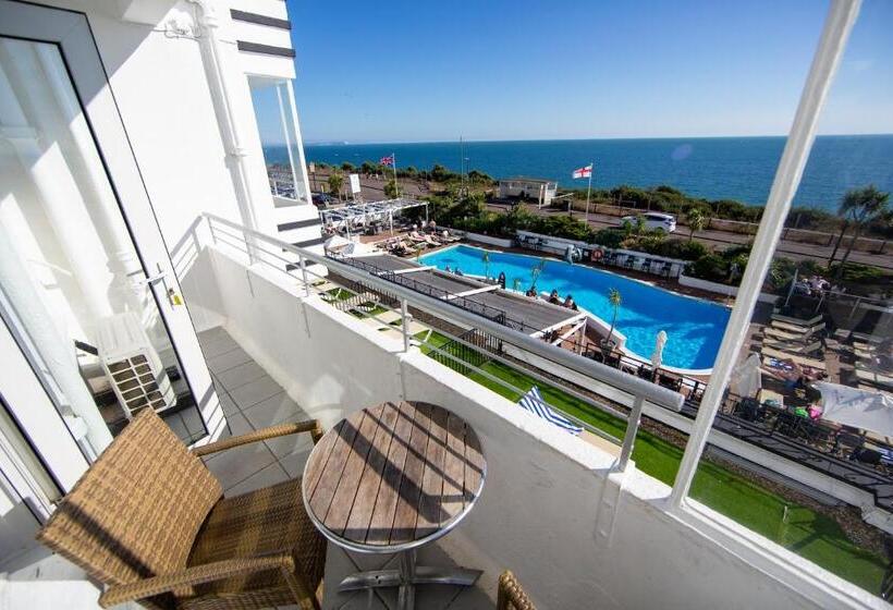 اتاق خانوادگی با چشم‌انداز دریا, Cumberland Hotel   Oceana Collection