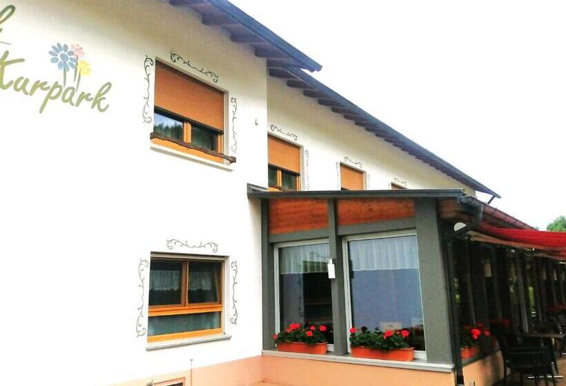 חדר סטנדרט, Am Kurpark