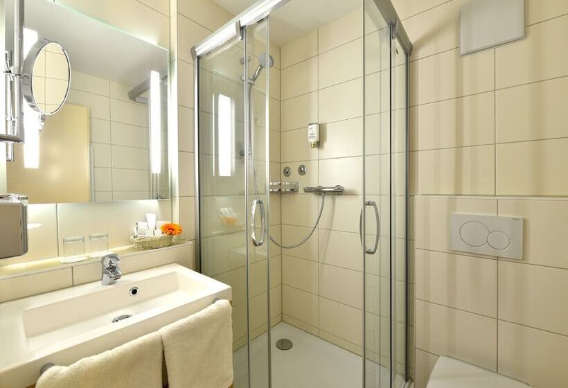 חדר ביזנס, Plaza Inn Leonberg