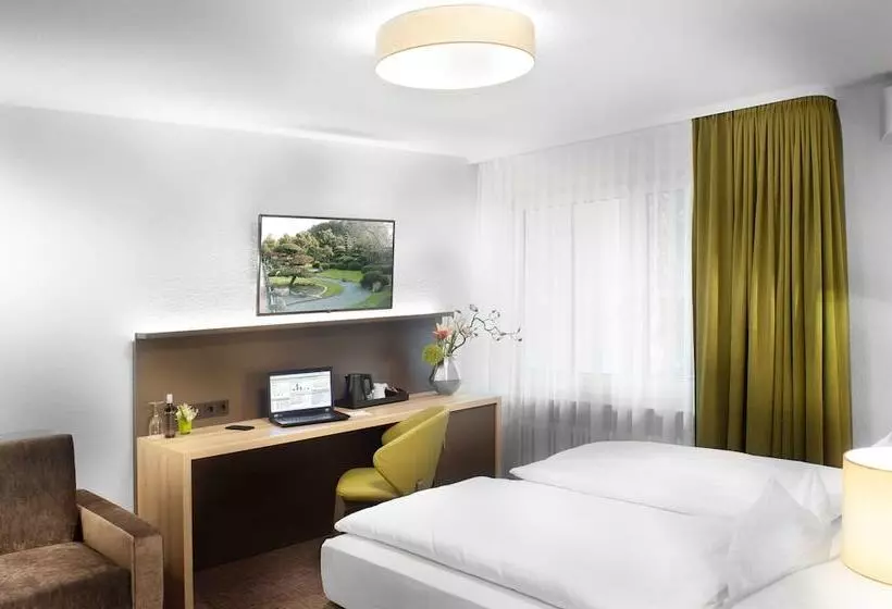コンフォートルーム, Best Western Hotel Favorit