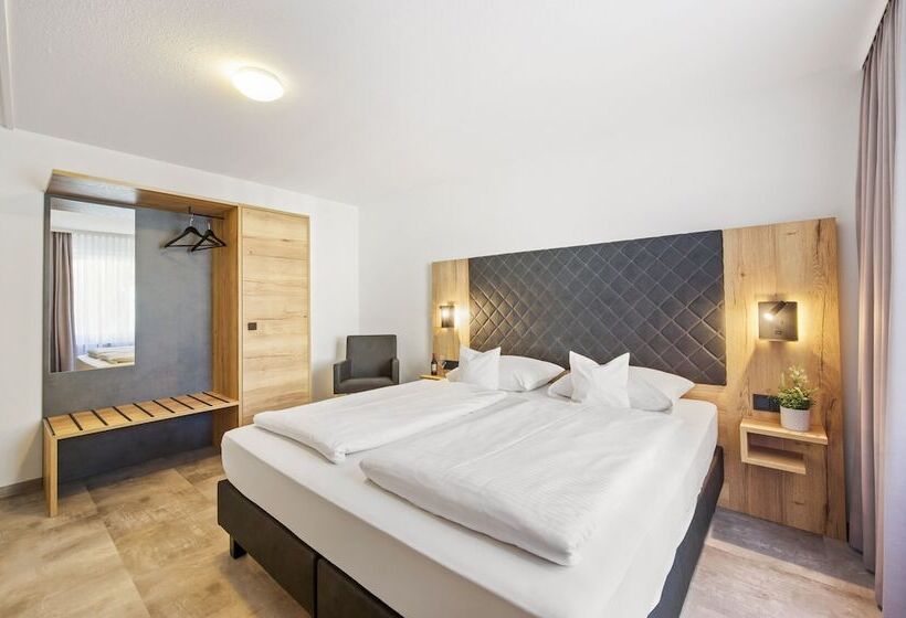 디럭스 룸, Best Western Hotel Favorit