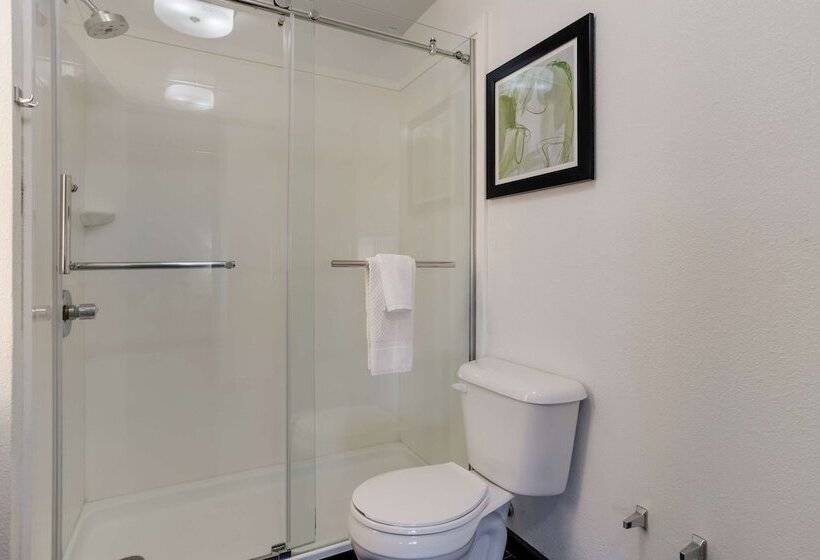 غرفه قياسيه سريرين مزدوجين, Best Western Grants Inn