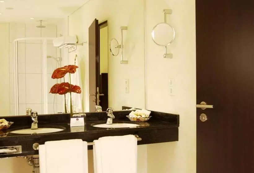 Deluxe-huone Parveke, Best Western Premier Castanea Resort