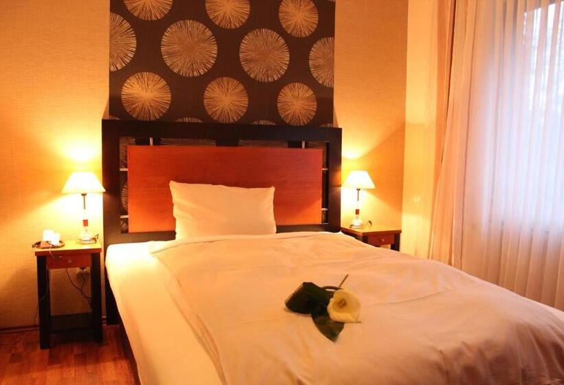 Номер Стандарт Индивидуальный, Borchers