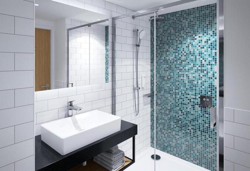 Номер Премиум, Holiday Inn Bristol Airport, An Ihg