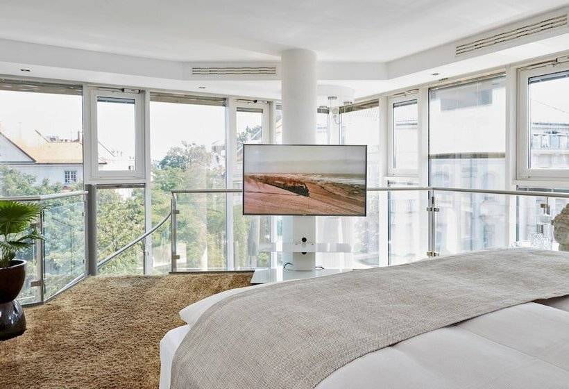 سوئیت پنت هاوس, Living Hotel Prinzessin Elisabeth