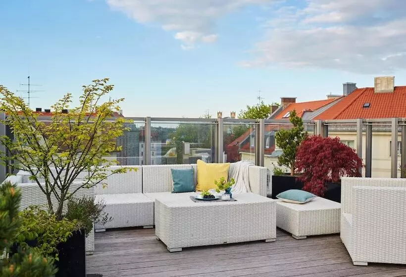 سوئیت پنت هاوس, Living Hotel Prinzessin Elisabeth
