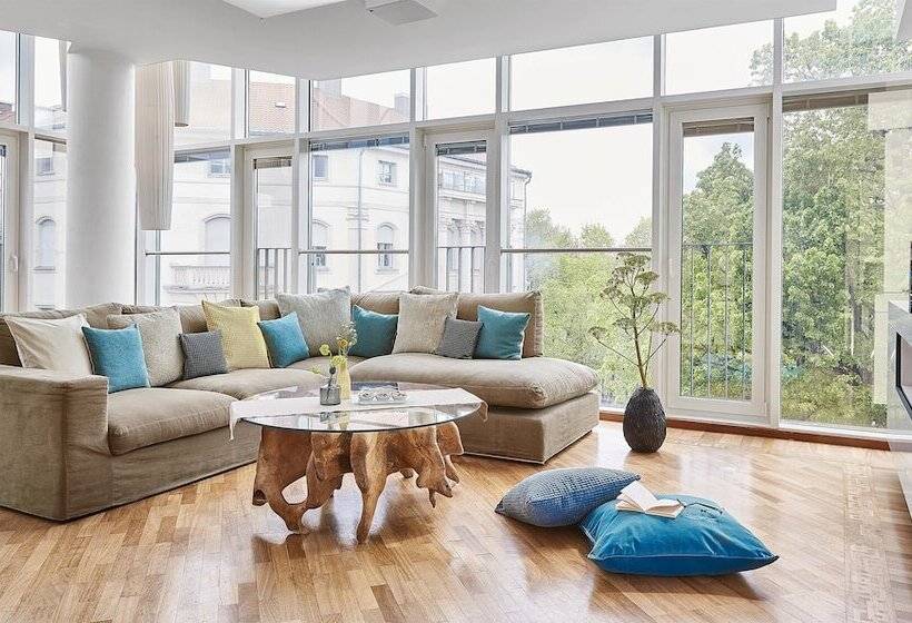 سوئیت پنت هاوس, Living Hotel Prinzessin Elisabeth