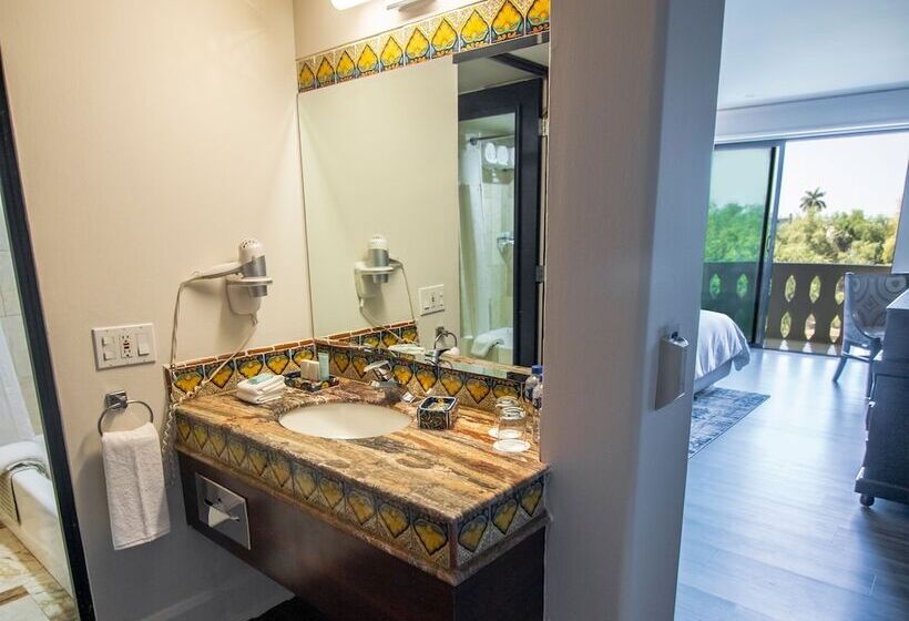 חדר דלוקס, Lucerna Culiacan