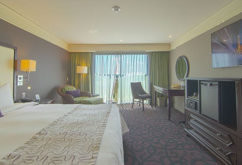 Quarto Estandar Cama King, Lucerna Culiacan