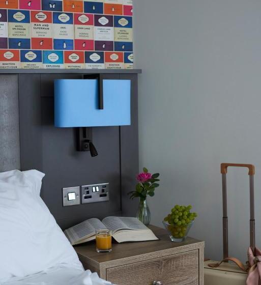 غرفة كلاسيكية, Pendley Manor