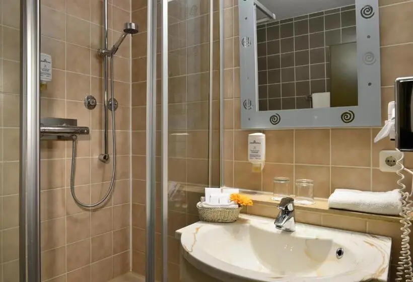 Standard Yhden Hengen Huone, Plaza Inn Leonberg