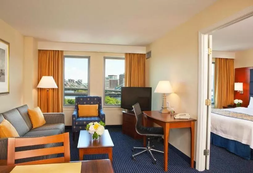 سوییت, Residence Inn By Marriott Boston Harbor On Tudor Wharf