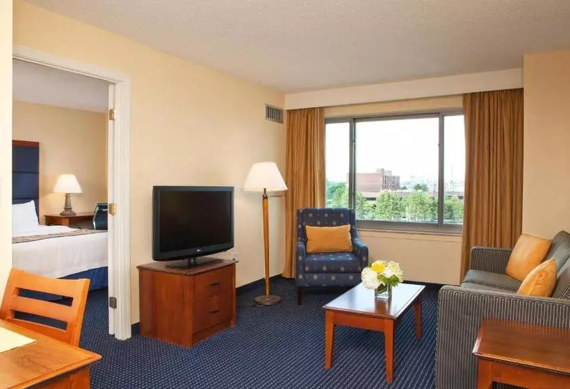 سوئیت 2 خوابه, Residence Inn By Marriott Boston Harbor On Tudor Wharf