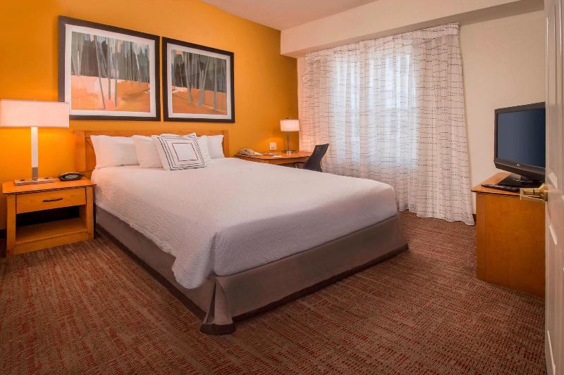 스위트, Residence Inn Frederick