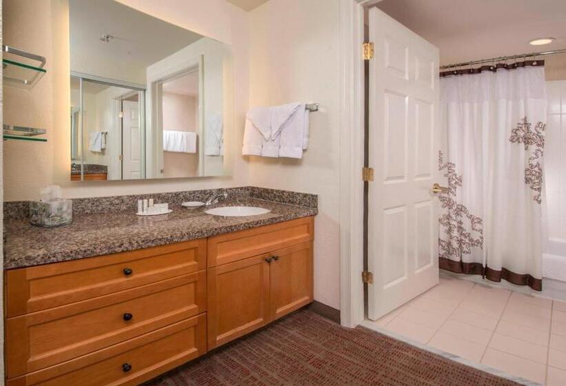 جناح غرفتين نوم, Residence Inn Frederick