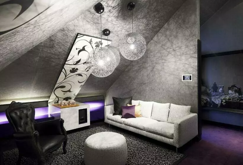 キングサイズベッドのスイートルーム, Sofitel Munich Bayerpost