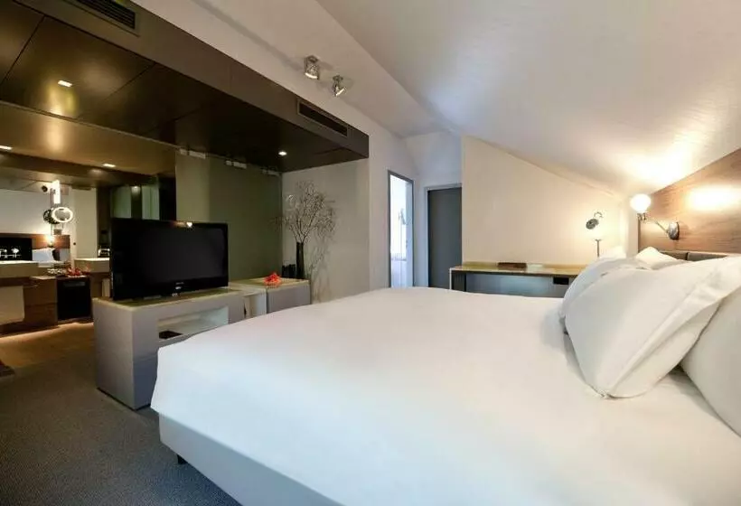 キングサイズベッドのスイートルーム, Sofitel Munich Bayerpost