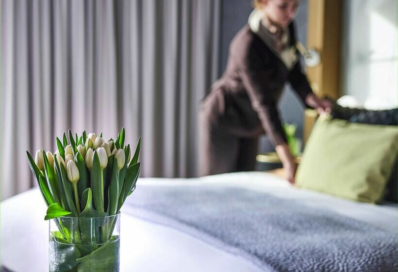 سوییت جونیور, Sofitel Munich Bayerpost