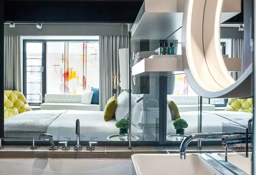 キングサイズベッドのデラックスルーム, Sofitel Munich Bayerpost