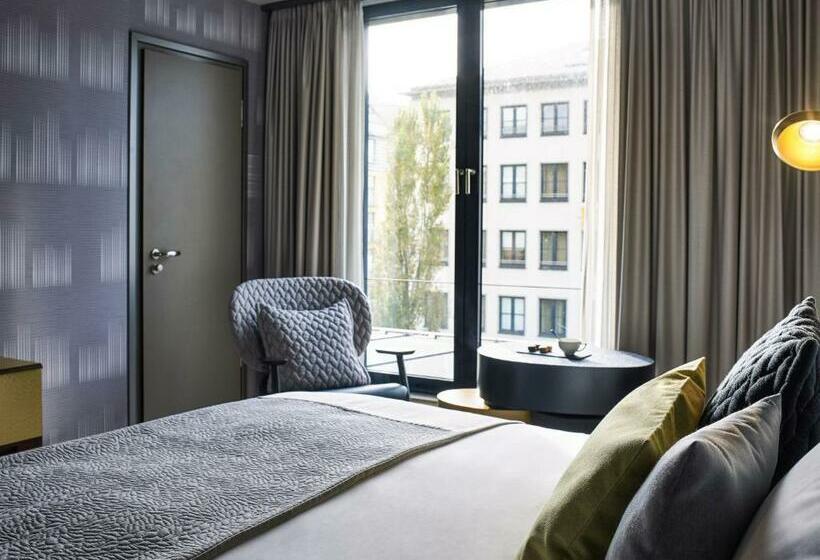 اتاق سوپریور با تخت بزرگ, Sofitel Munich Bayerpost