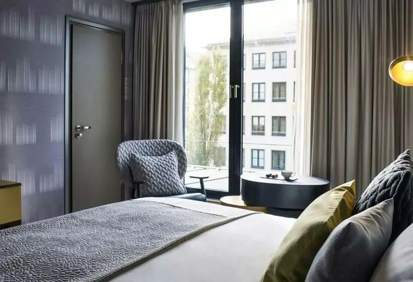 キングサイズベッドのスーペリアルーム, Sofitel Munich Bayerpost