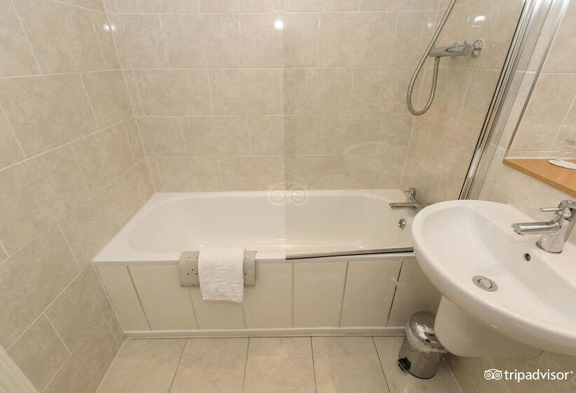 Номер Стандарт, The Bridge Hotel And Spa