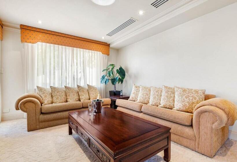 行政套房, The Peninsula Riverside Serviced Apartments