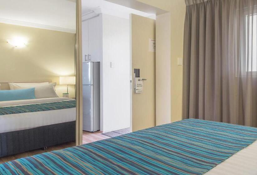 带河湖景观的套房, The Peninsula Riverside Serviced Apartments