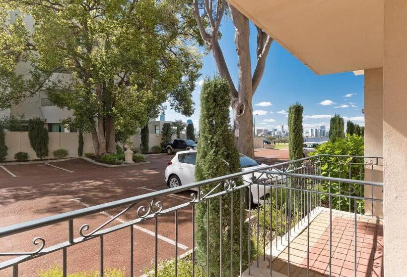 带阳台套房, The Peninsula Riverside Serviced Apartments