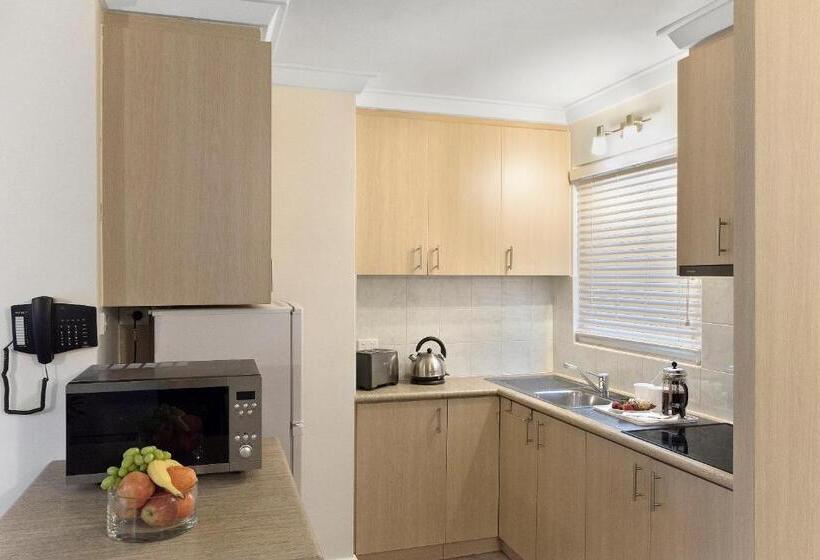 带阳台套房, The Peninsula Riverside Serviced Apartments