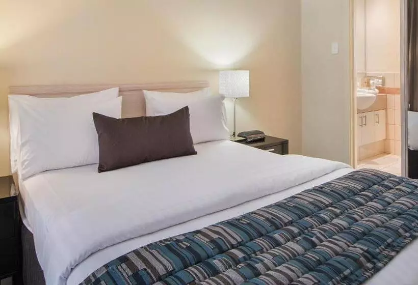 سوئیت خانواده 2 خوابه, The Peninsula Riverside Serviced Apartments