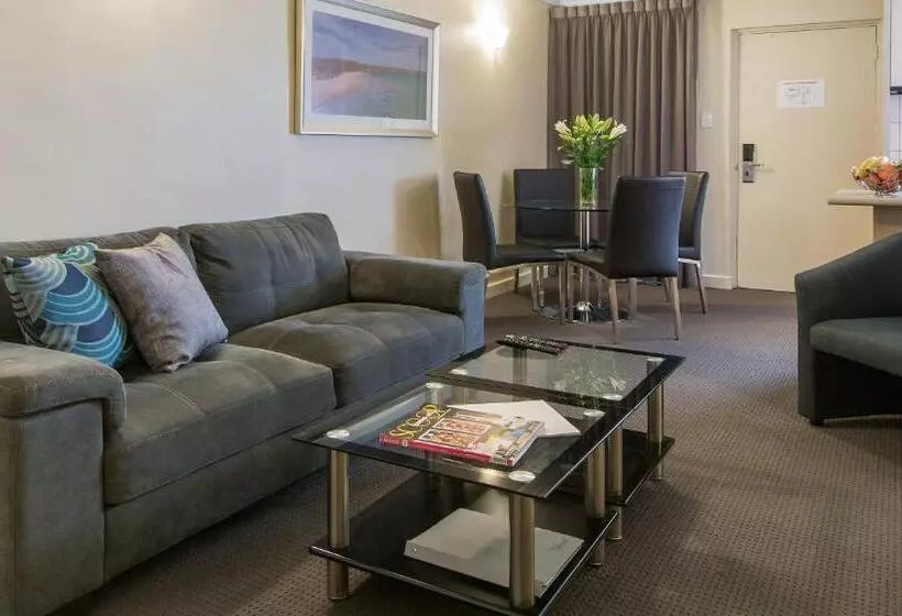سوئیت خانواده 2 خوابه, The Peninsula Riverside Serviced Apartments
