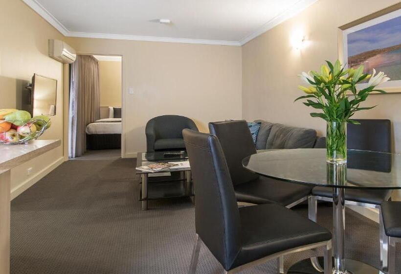 两卧家庭套房, The Peninsula Riverside Serviced Apartments