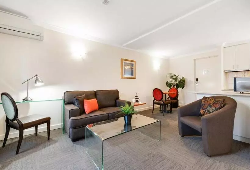 استودیوی استاندارد, The Peninsula Riverside Serviced Apartments