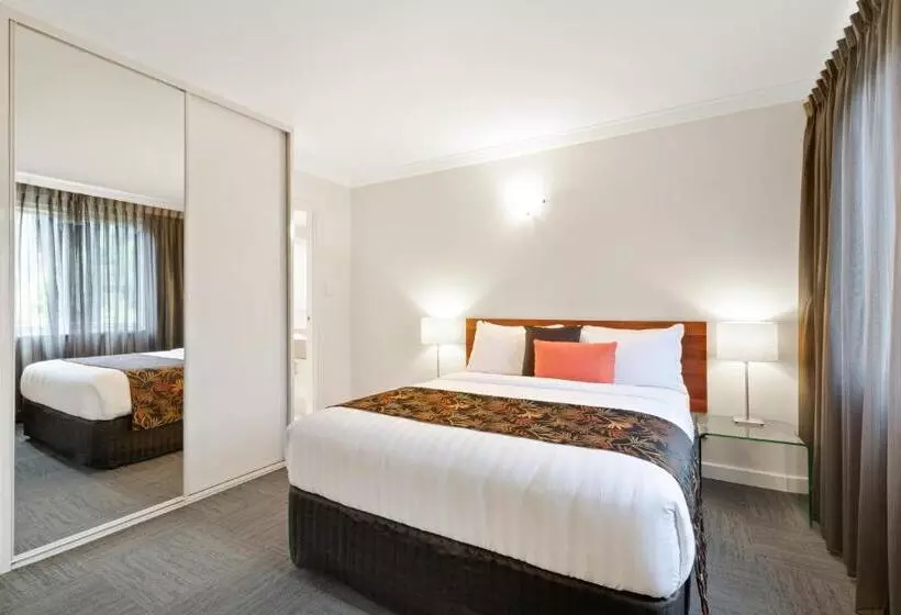 استودیوی استاندارد, The Peninsula Riverside Serviced Apartments