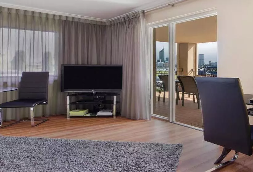 سوئیت با چشمانداز رودخانه, The Peninsula Riverside Serviced Apartments