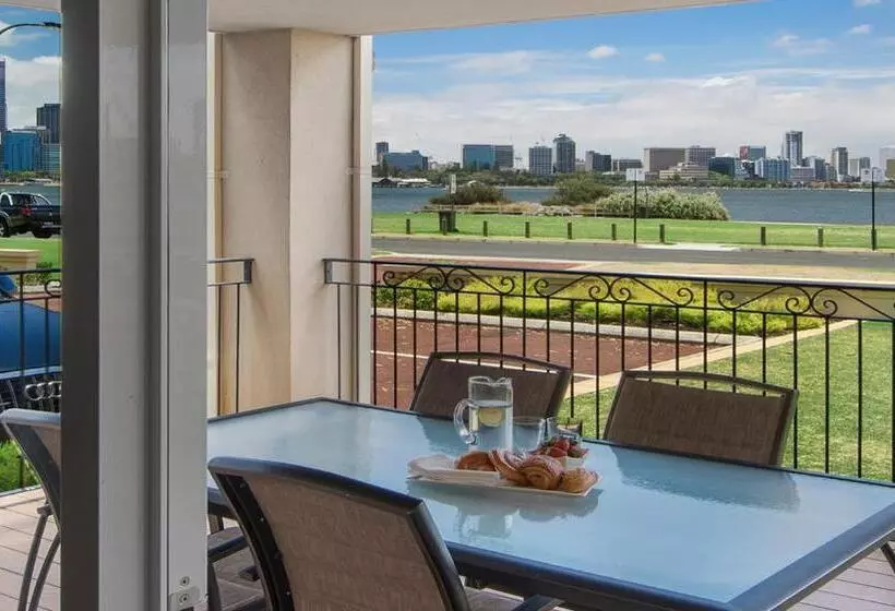 سوئیت با چشمانداز رودخانه, The Peninsula Riverside Serviced Apartments