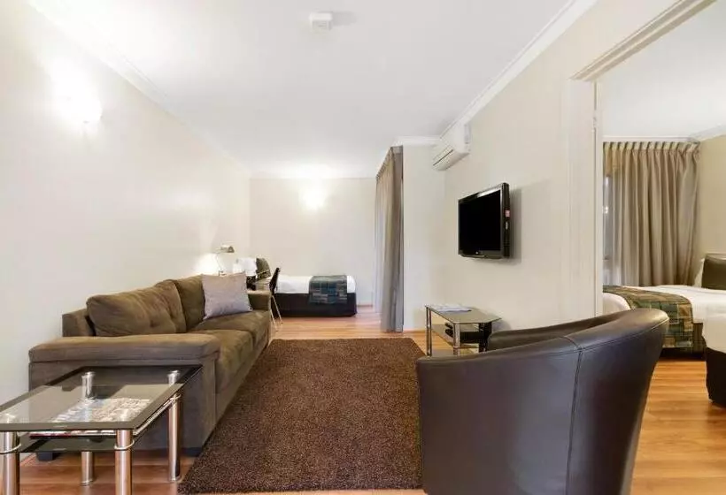 سوئیت کلاسیک, The Peninsula Riverside Serviced Apartments