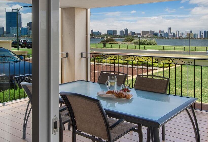 带河湖景观的套房, The Peninsula Riverside Serviced Apartments